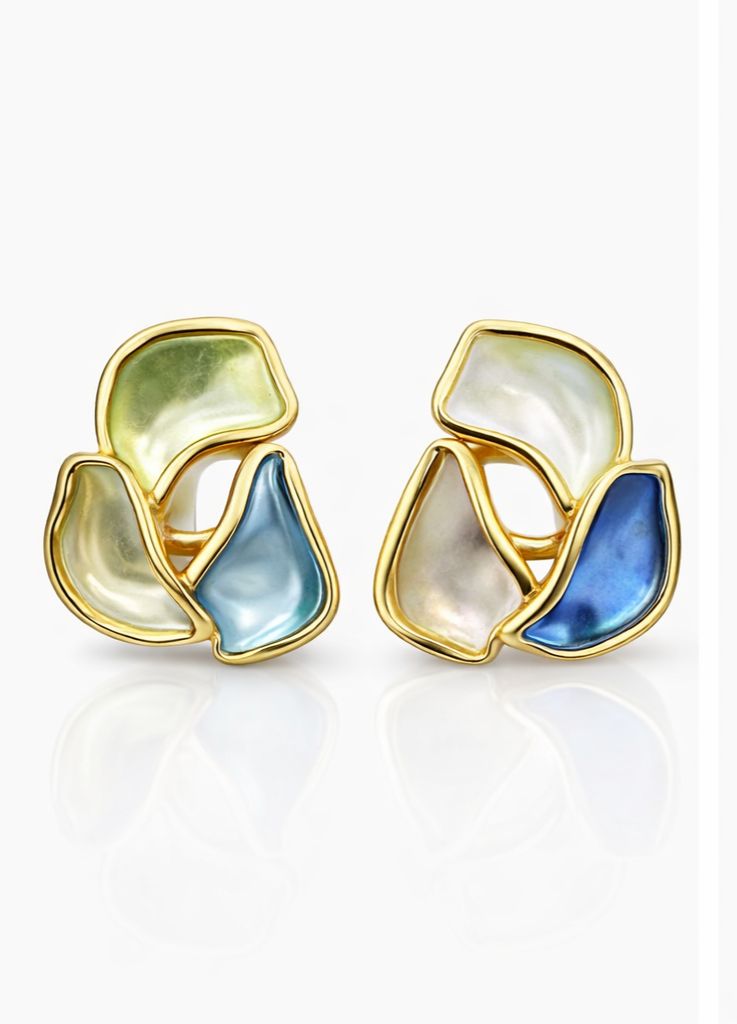Earrings Collection